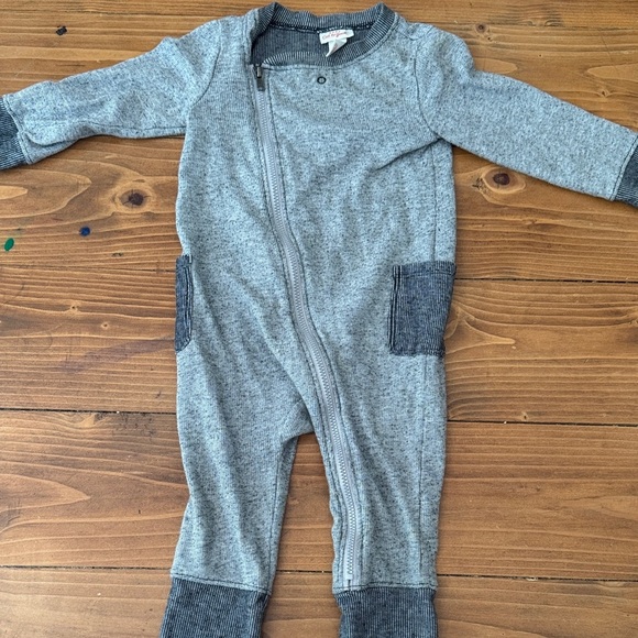 Cat & Jack Gray and Teal infant Bodysuit - Picture 2 of 9